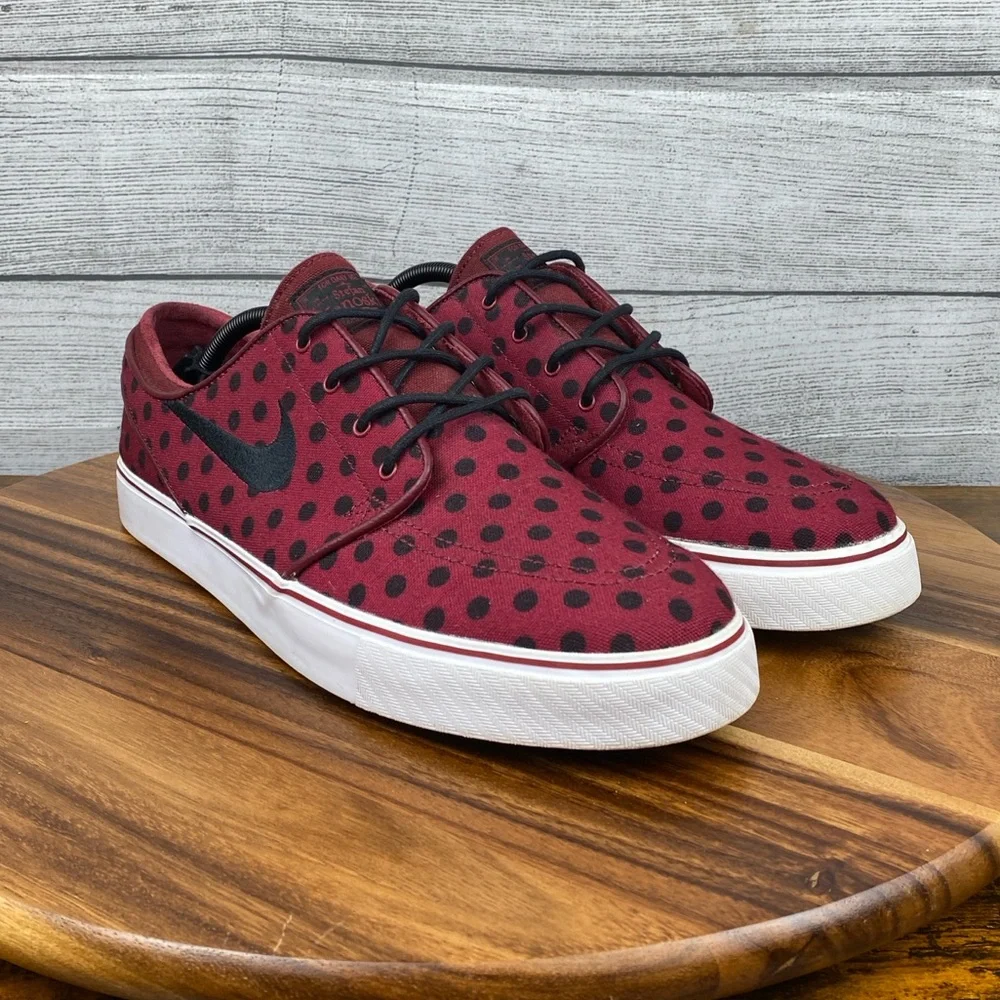 Nike SB Zoom Stefan Janoski Canvas Team Red Polka Dot Shoe 705190-601 Men’s 12